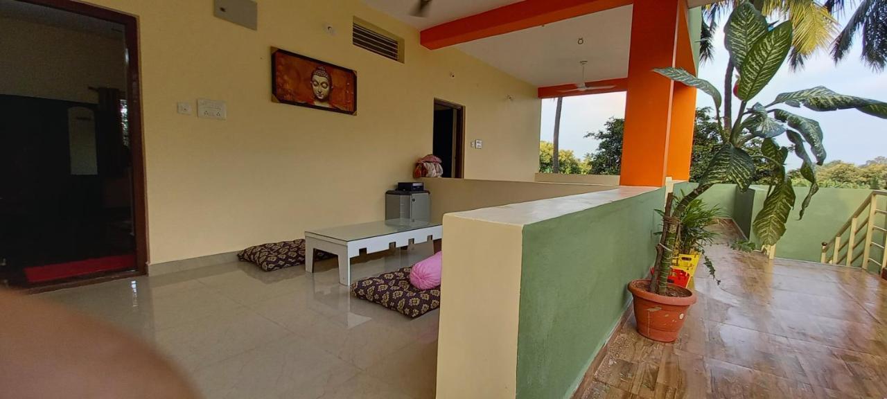 Saptami Hampi Homestay エクステリア 写真