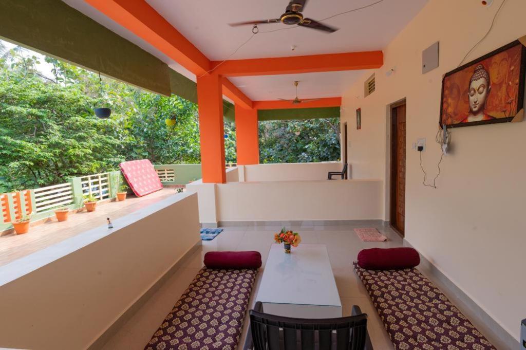 Saptami Hampi Homestay エクステリア 写真