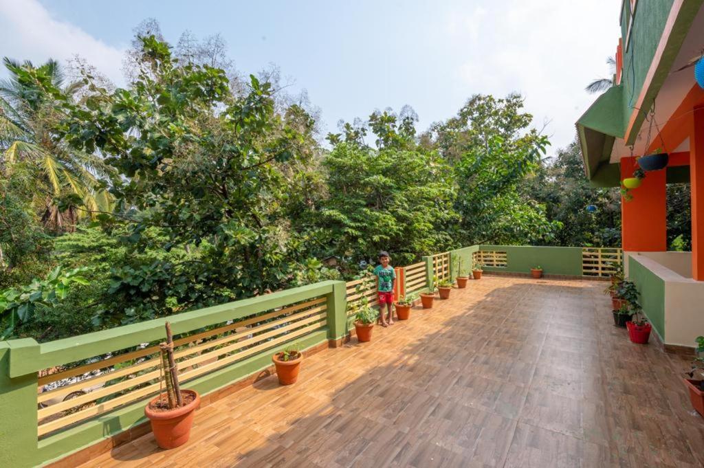 Saptami Hampi Homestay エクステリア 写真