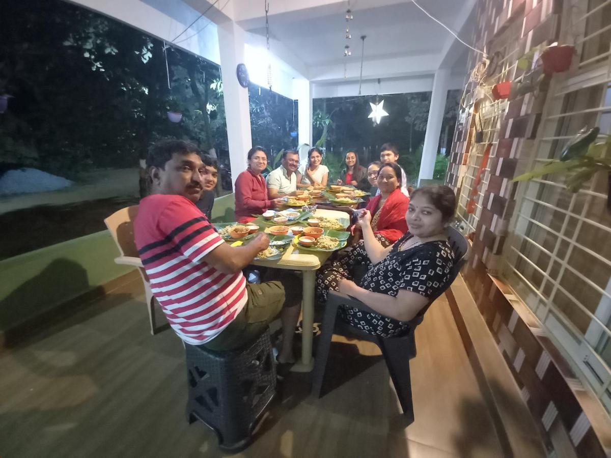 Saptami Hampi Homestay エクステリア 写真