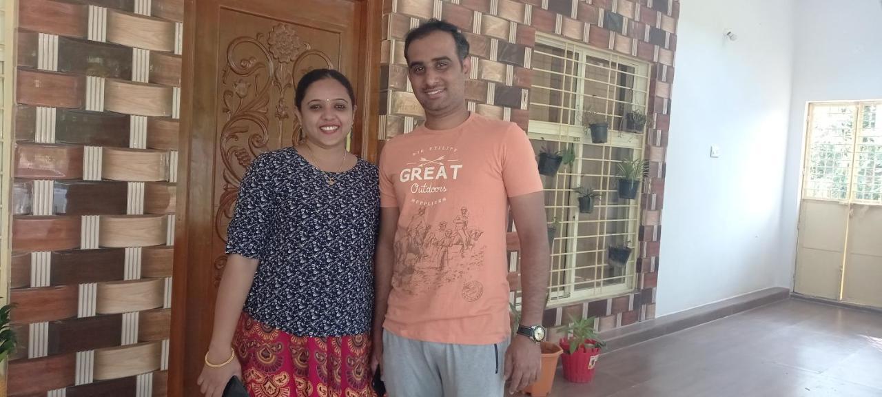 Saptami Hampi Homestay エクステリア 写真